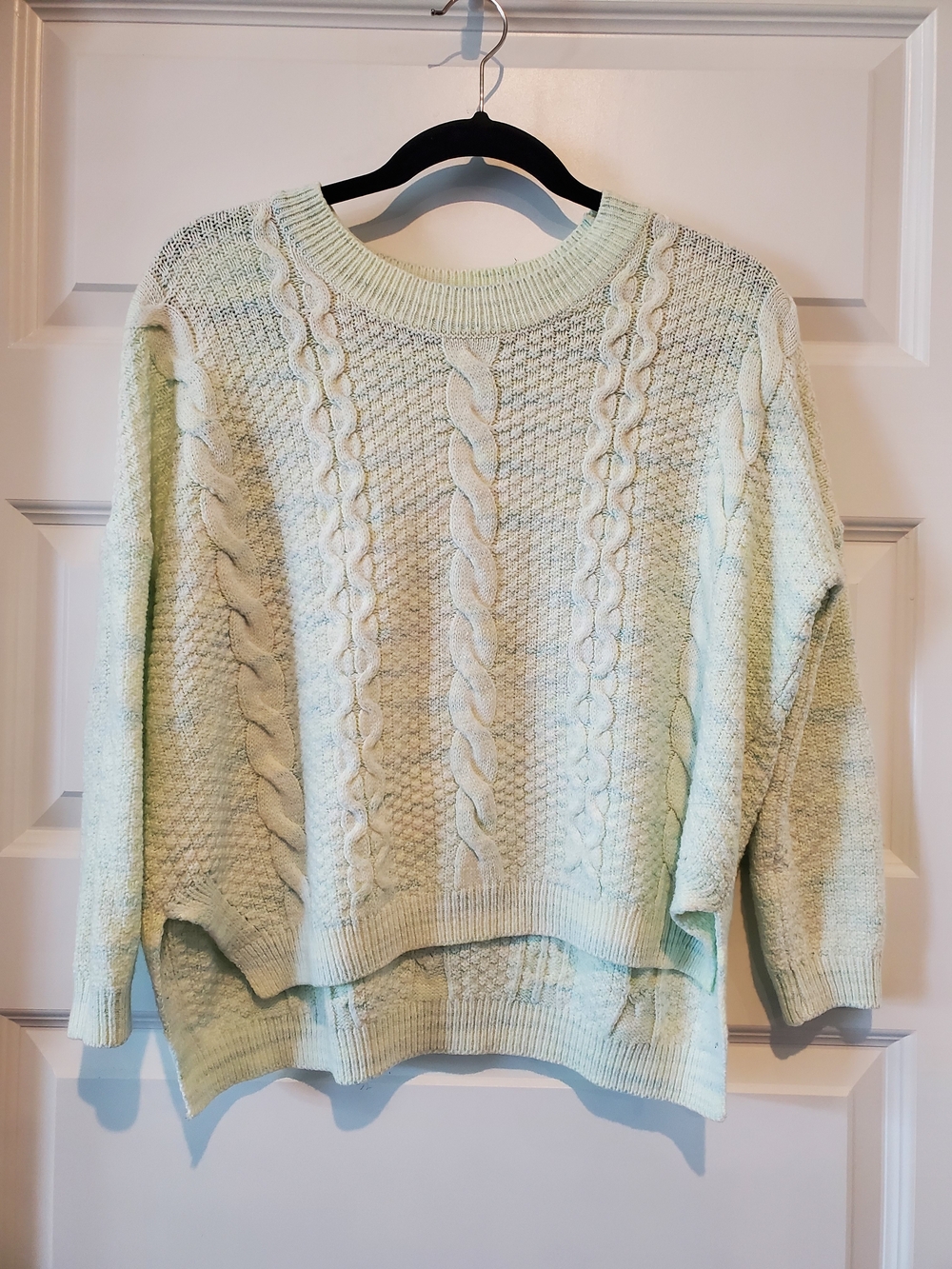 Cable Knit Crewneck Sweater - Light Mint